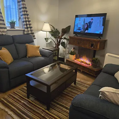 1 Minute To Everywhere! Centre